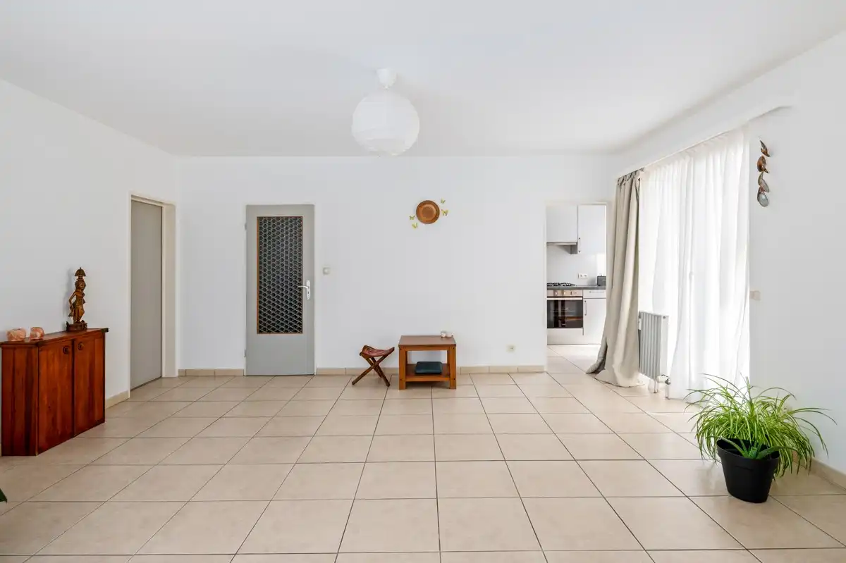 Licht, rust en stadse dynamiek ... in dit gelijkvloers hoekappartement met 2 slaapkamers komt het mooi samen. foto 10