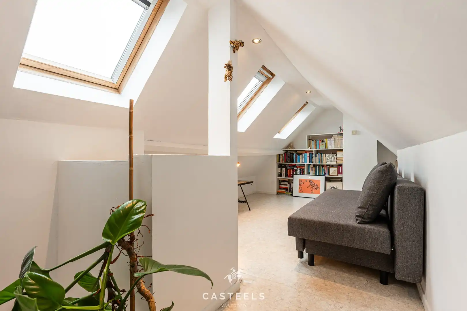 Karaktervolle ruime woning te Gentbrugge te koop foto 27