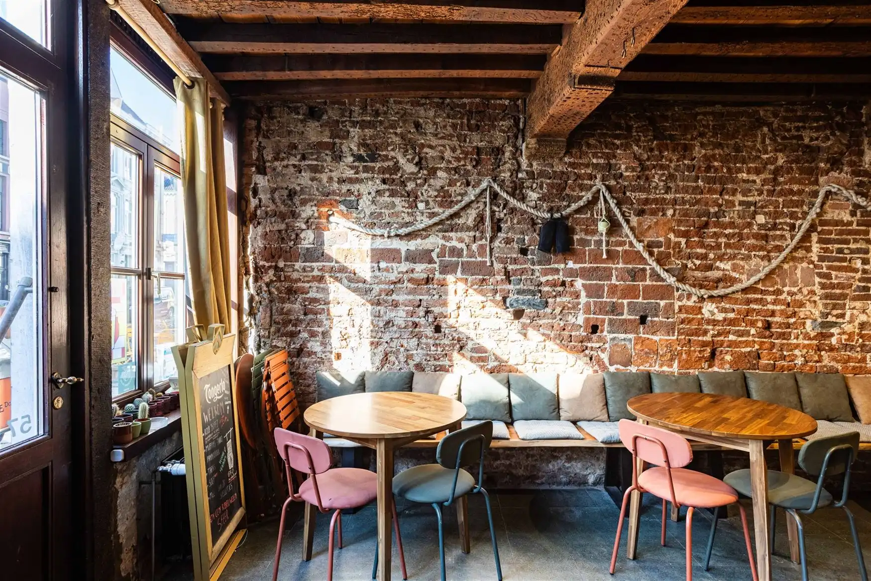 Commercieel gelegen horecapand in de bruisende Gentse binnenstad foto 6