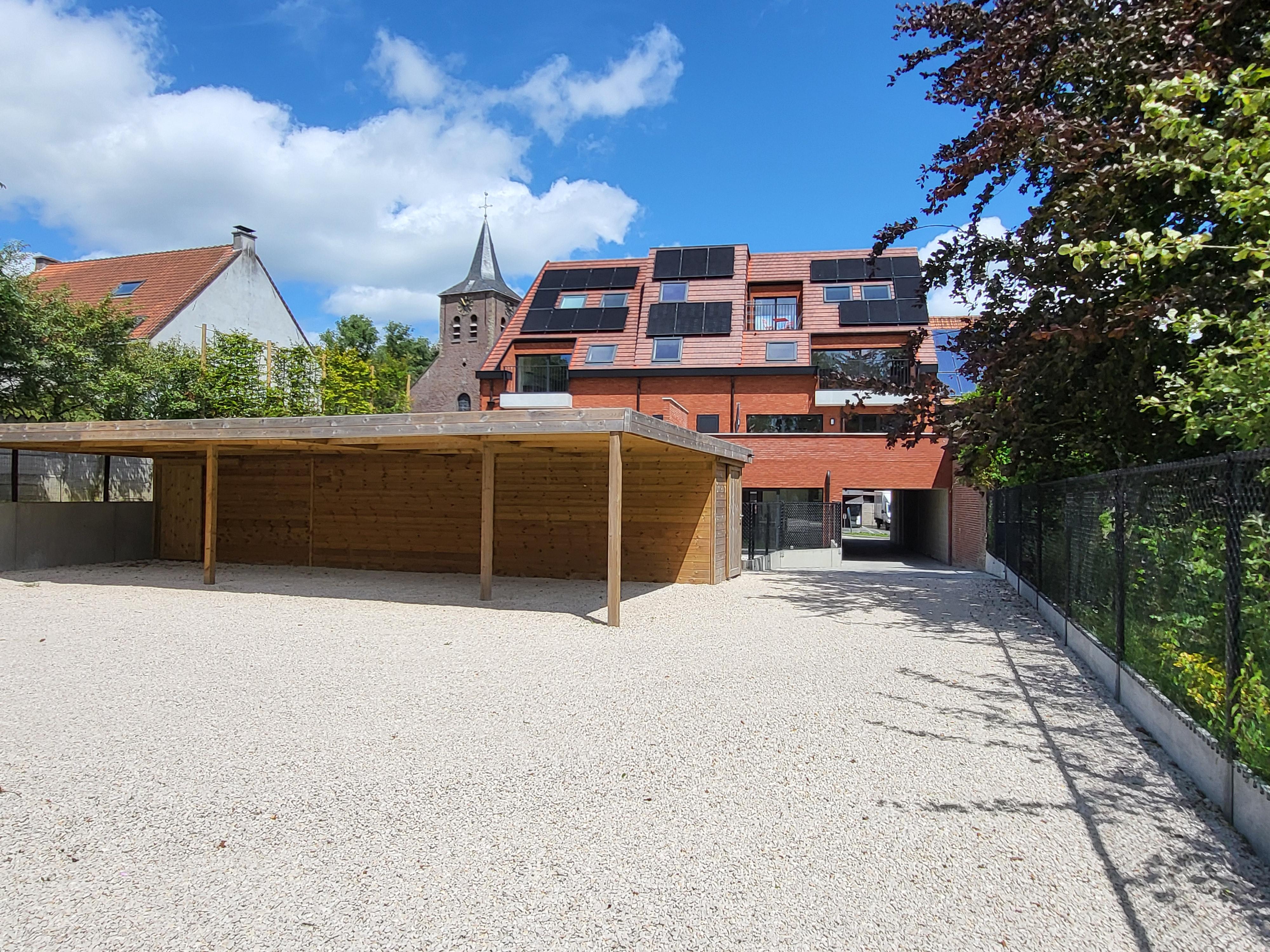 Prachtig nieuwbouwappartement gelegen op de 1ste verdieping met zeer ruim terras van 39m², carport en berging. foto 26