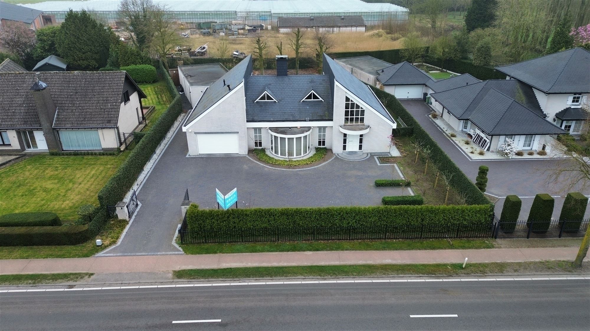 Hoofdfoto van de publicatie: Moderne vrijstaande woning met royale tuin 