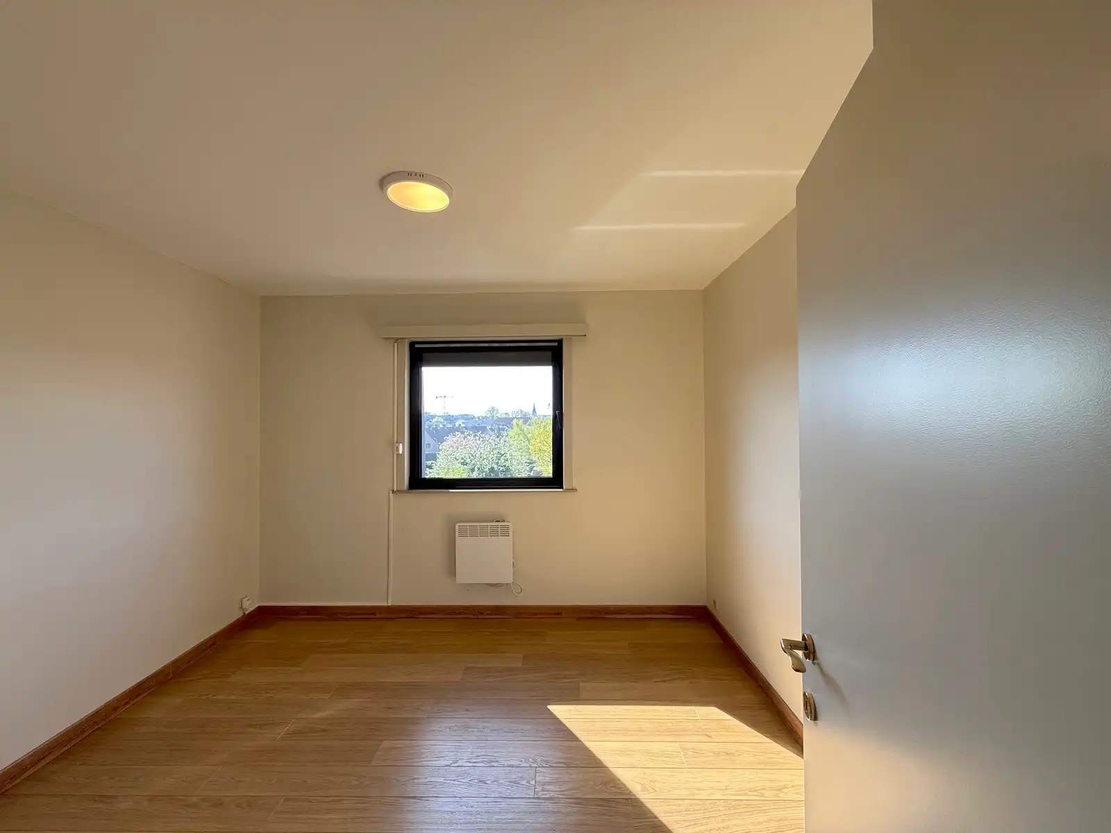 Instapklaar appartement met 2 slaapkamers en terrasje foto 20