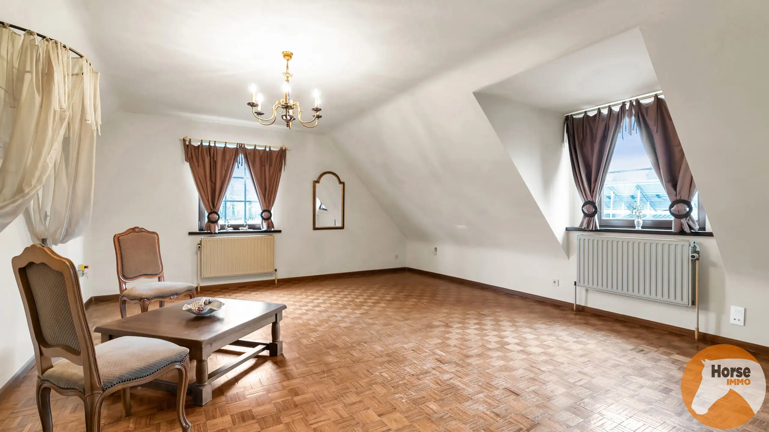 ROOSDAAL - Centraal gelegen woning met prachtig uitzicht foto 21