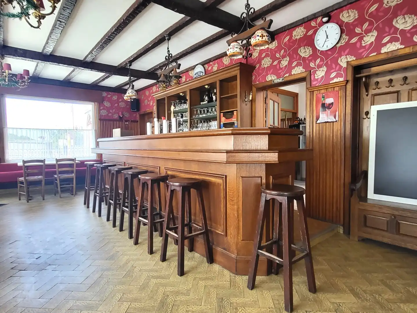 Café "Het Meiklokje" met mogelijke woonst, schuur en garage – goed gekend en populair café uitgebaat tot november 2025 foto 11