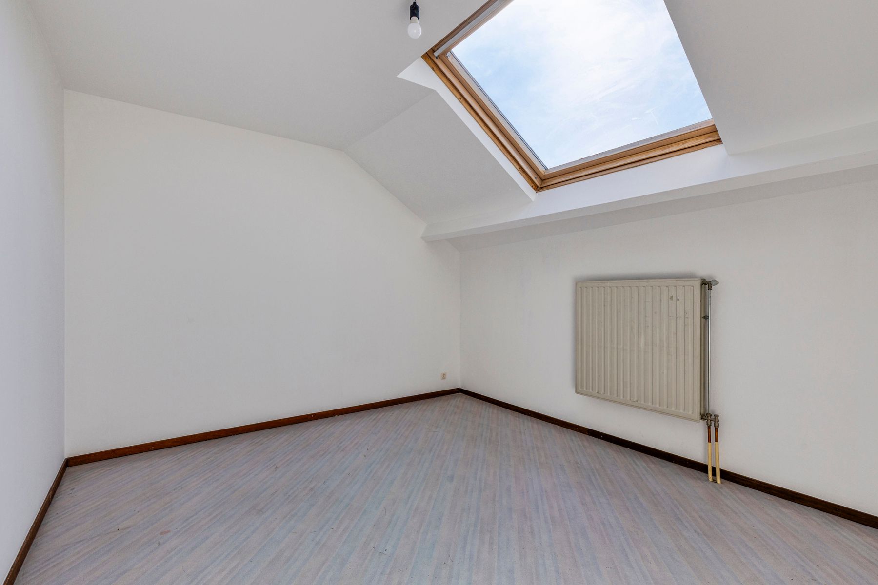 OPTIE Gunstig gelegen woning met 3 slaapkamers en garage foto 13