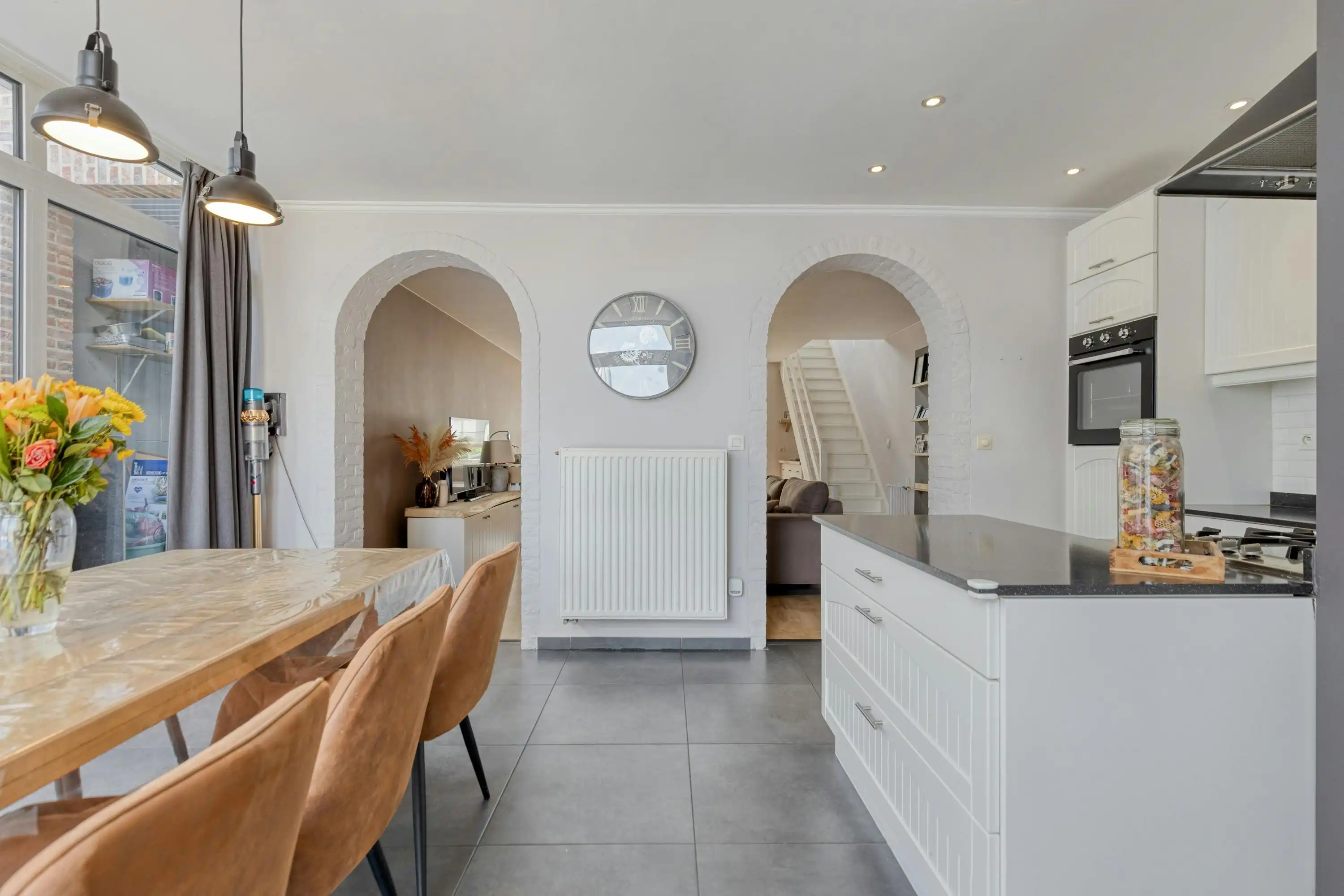 Gerenoveerde woning in centrum Essen te koop foto 8