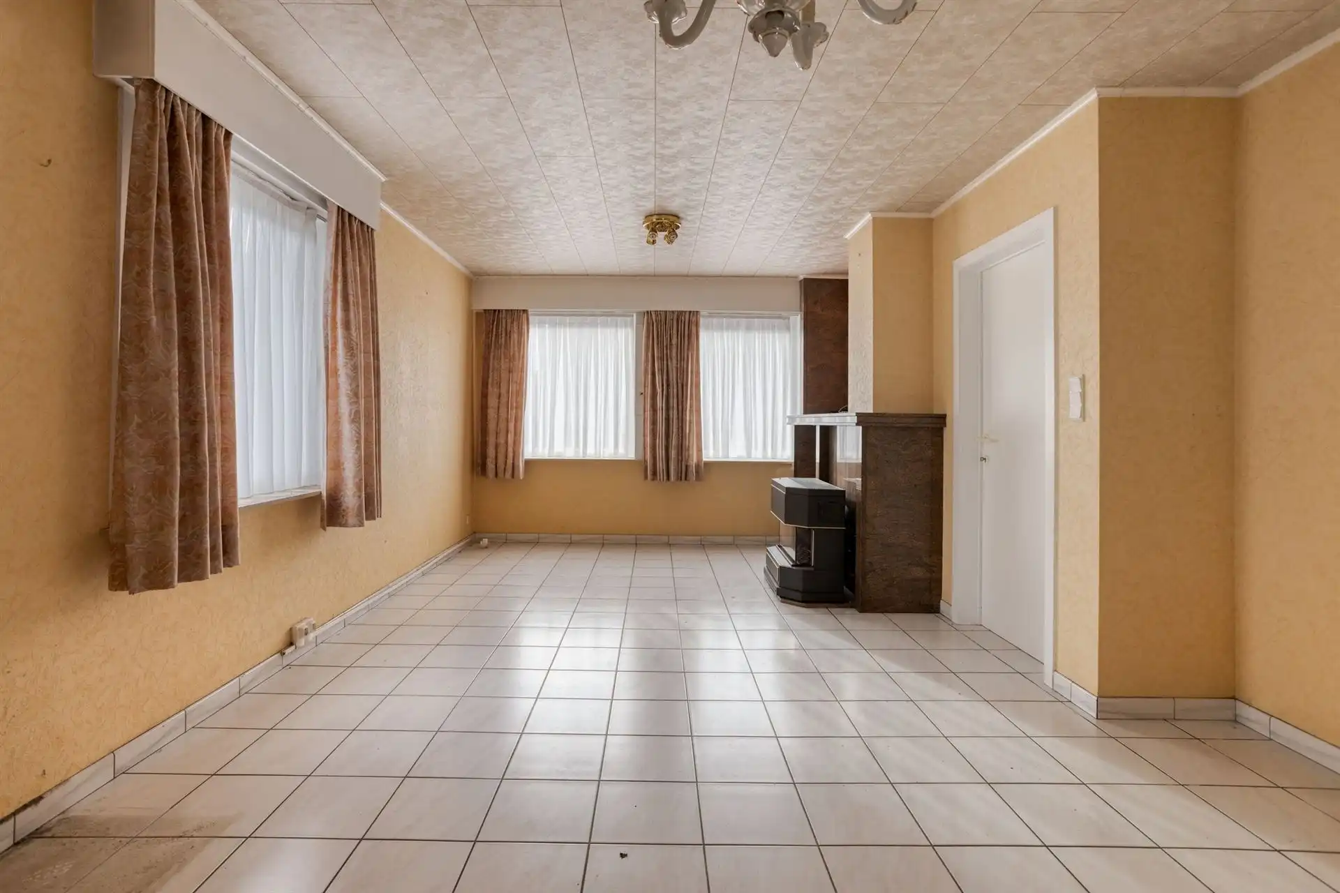 Vrijstaande woning op 612m². Rustig gelegen. foto 5