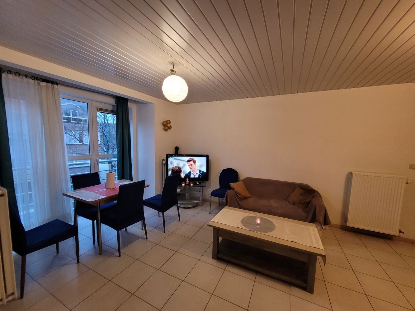 Gezellig duplex 1 slaapkamer appartement in het centrum van Eeklo foto 4