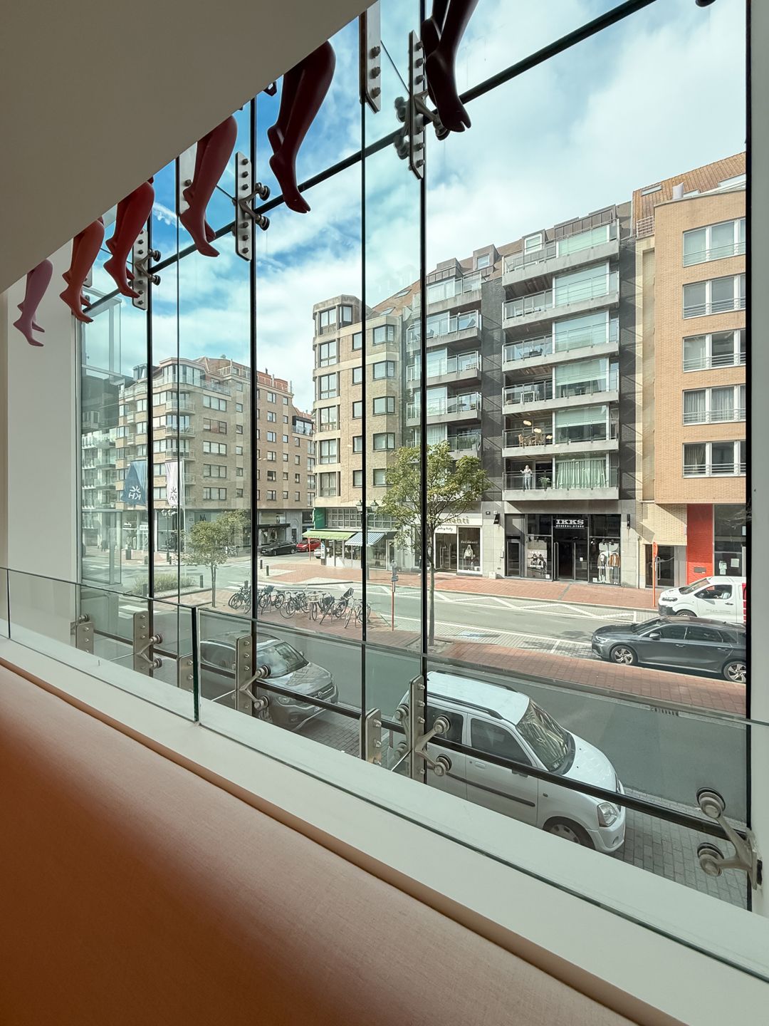 Exclusief winkelpand op toplocatie in de Lippenslaan... foto 15