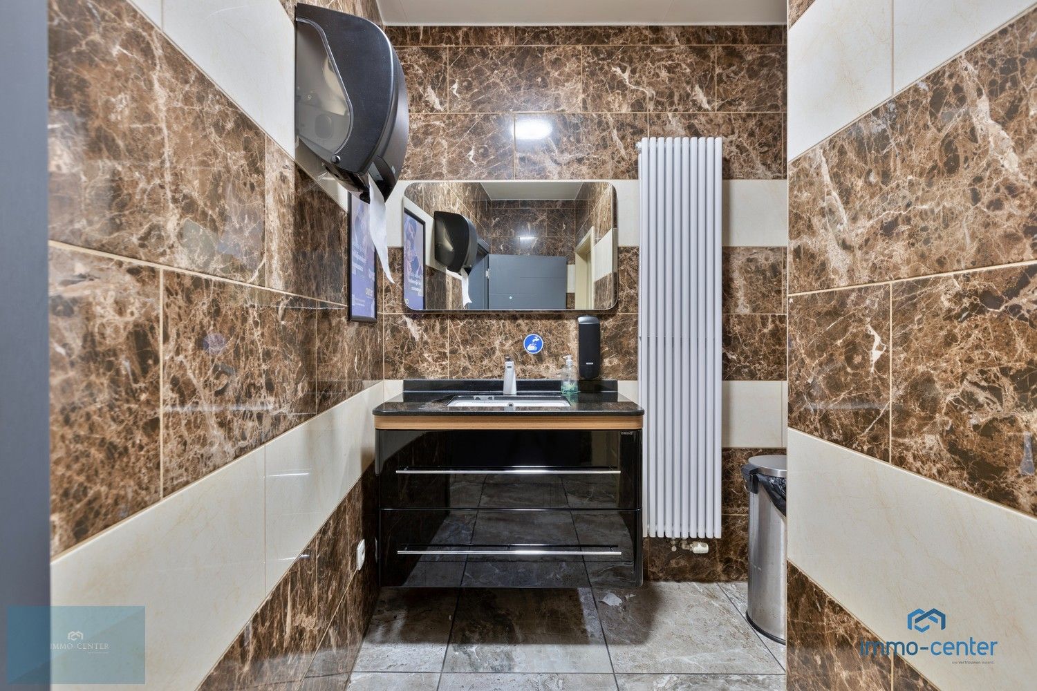 Te  Huur: Unieke Horecagelegenheid in Genk de Stalenstraat foto 30