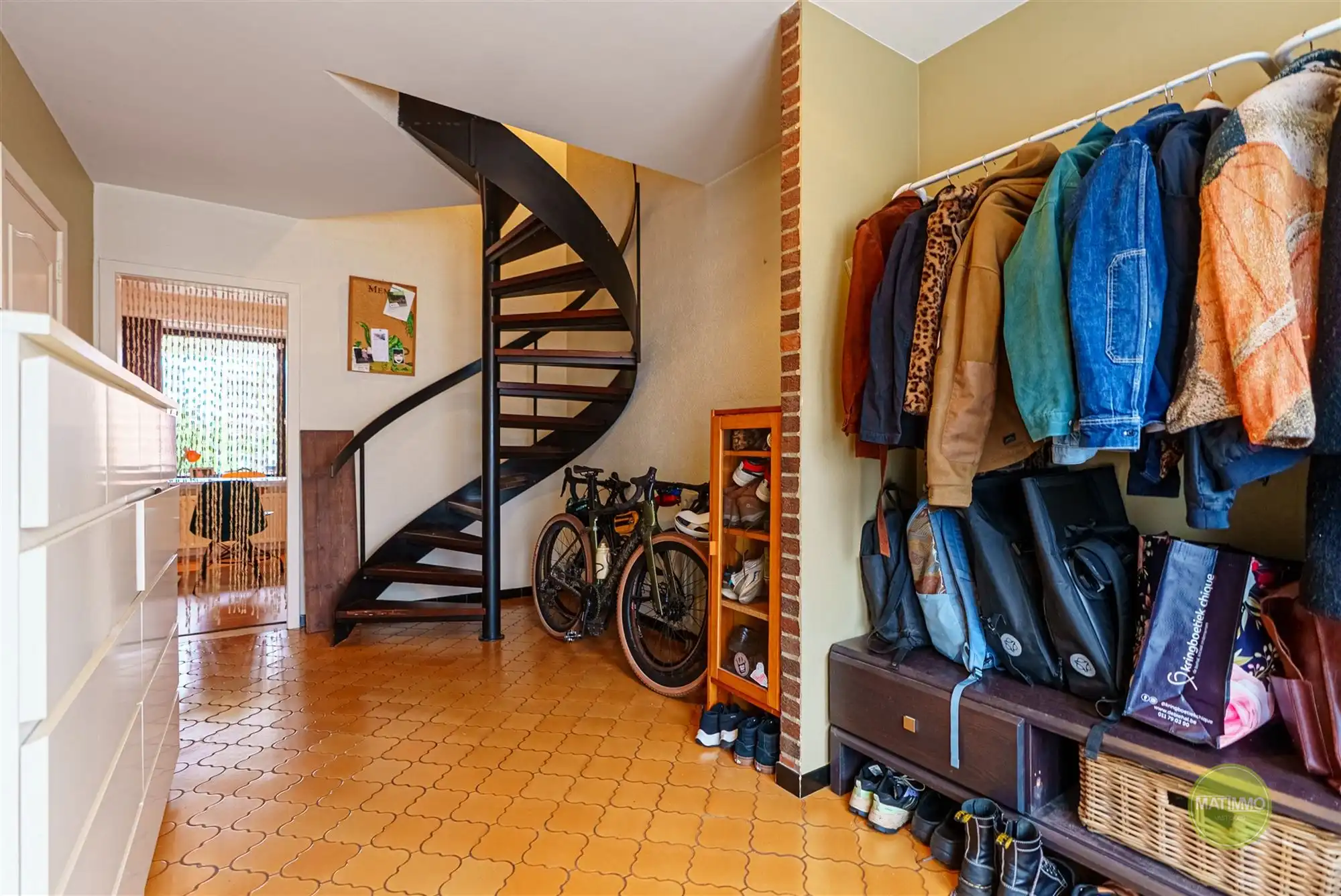 Charmante, centraal gelegen woning met 3 slaapkamers in Mol foto 5