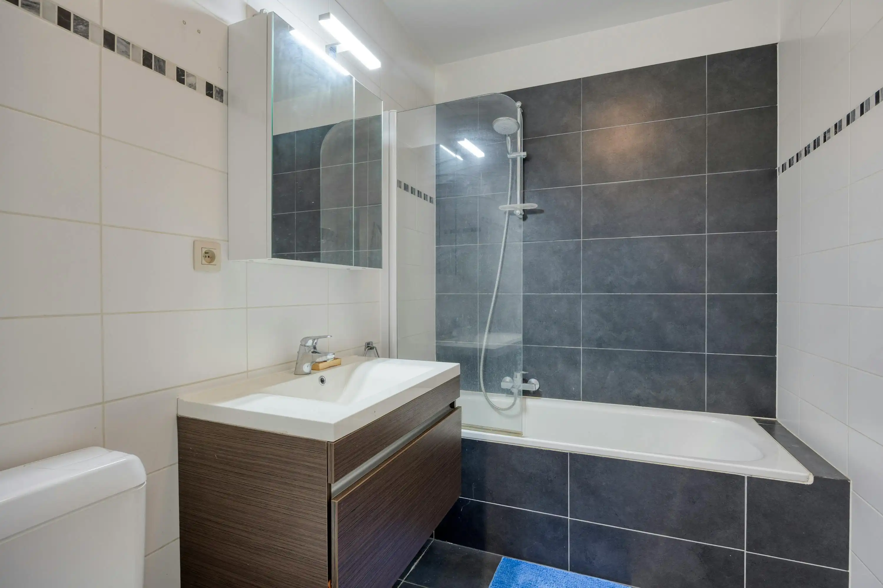 1-Slaapkamer Appartement met Kanaalzicht  – Diksmuidelaan 2, Brussel foto 11