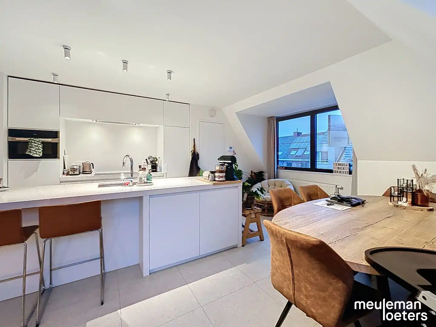 Prachtig appartement met  hoge afwerkingsgraad foto 2