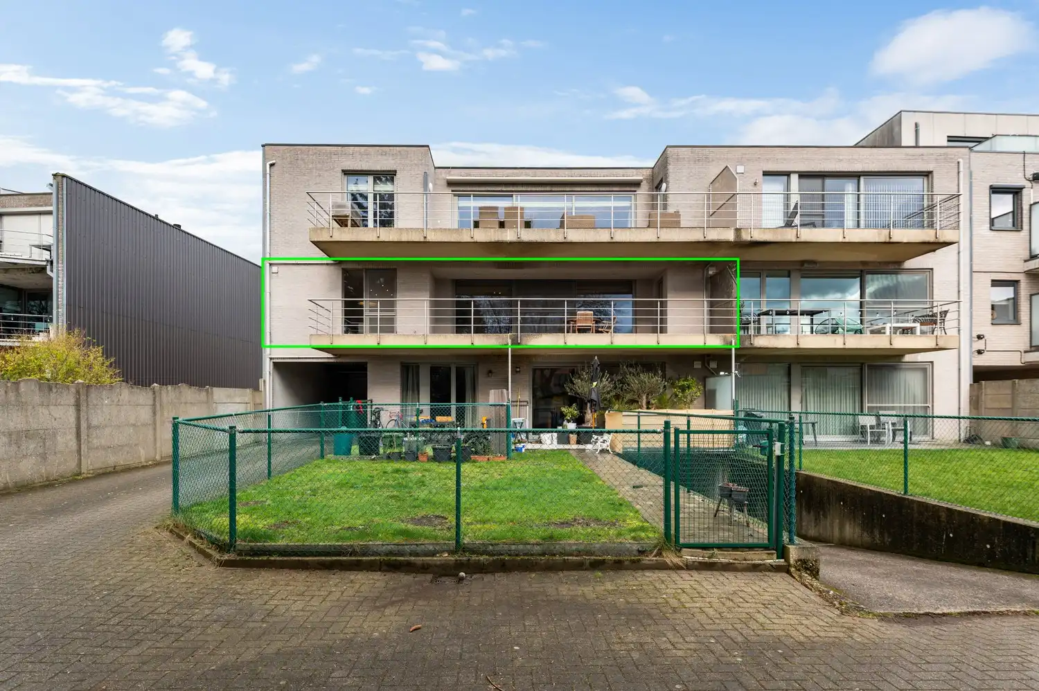 Waanzinnig ruim (193m²!!) luxe-appartement in het centrum van Wommelgem! foto 24