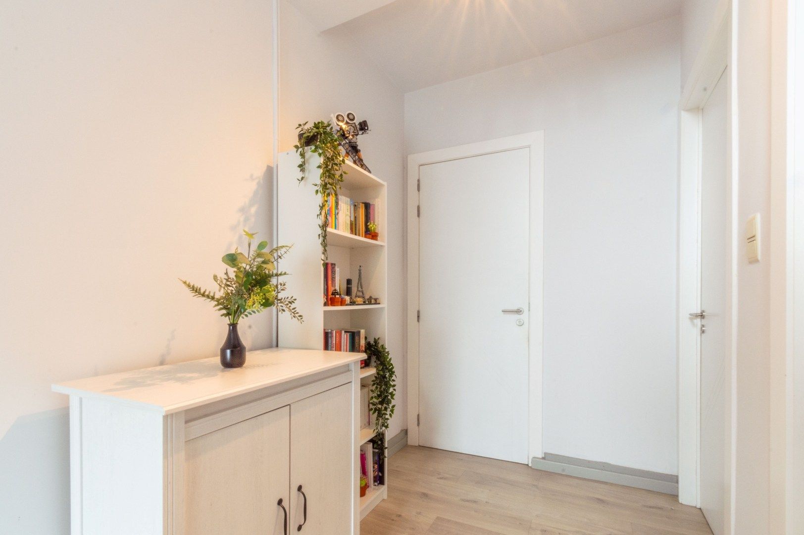 INSTAPKLARE WONING MET 3 SLAAPKAMERS + ZUID-TUIN! foto 8