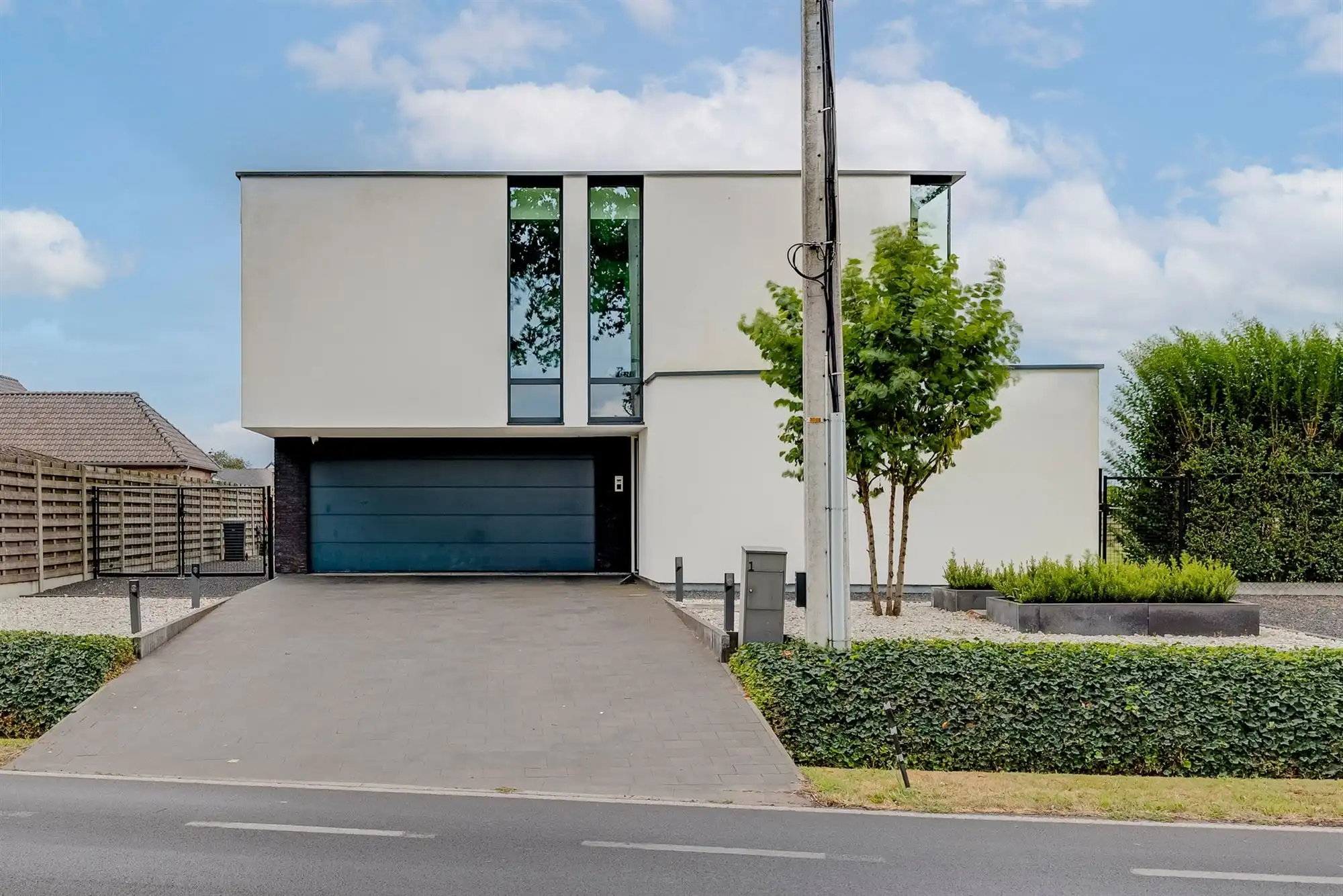 Exclusieve villa met 4 slaapkamers, 4 badkamers en luxueuze multifunctionele kelder op een toplocatie in Kalmthout! foto 27