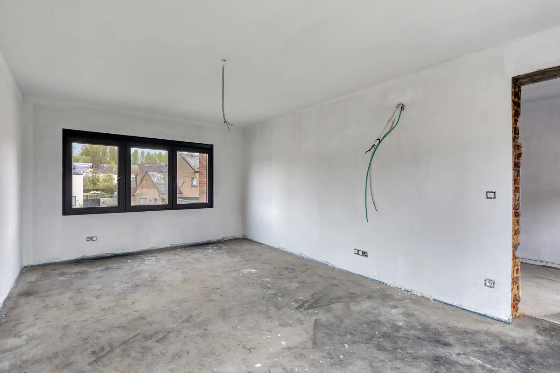 Ruime verder af te werken 2-gevel met 4 slaapkamers foto 18