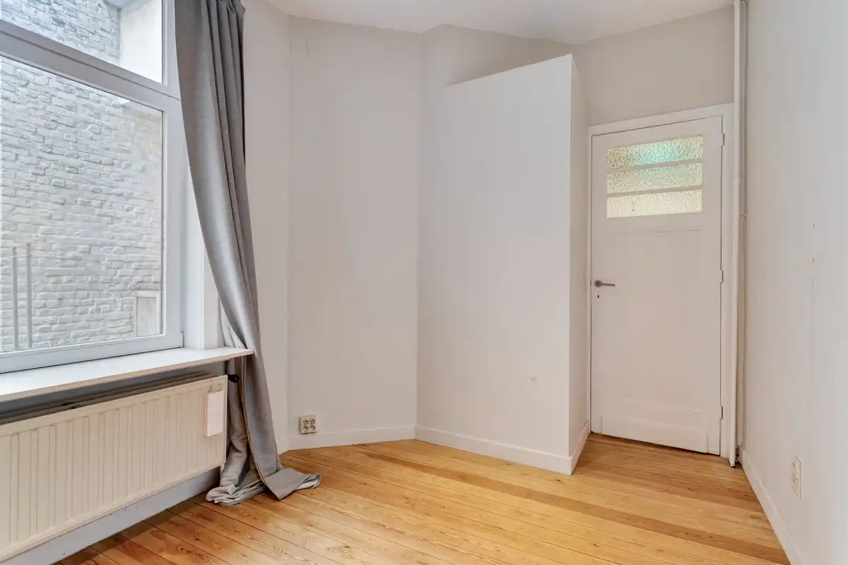 Woon-werkpand met uitzonderlijke garage (±90 m²) nabij centrum Gent foto 14