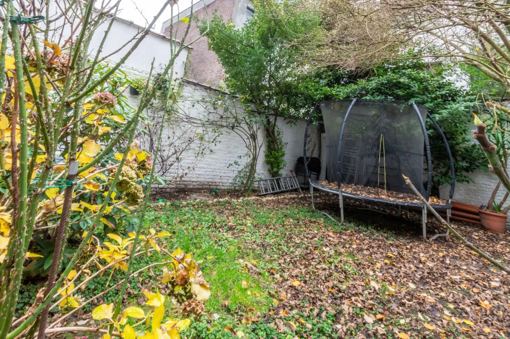 UITSTEKEND GELEGEN WONING (375M²)! foto 10