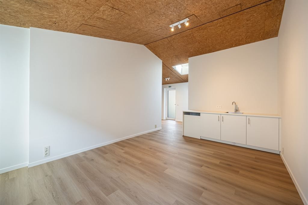 Studentenhuis met 5 kamers foto 15