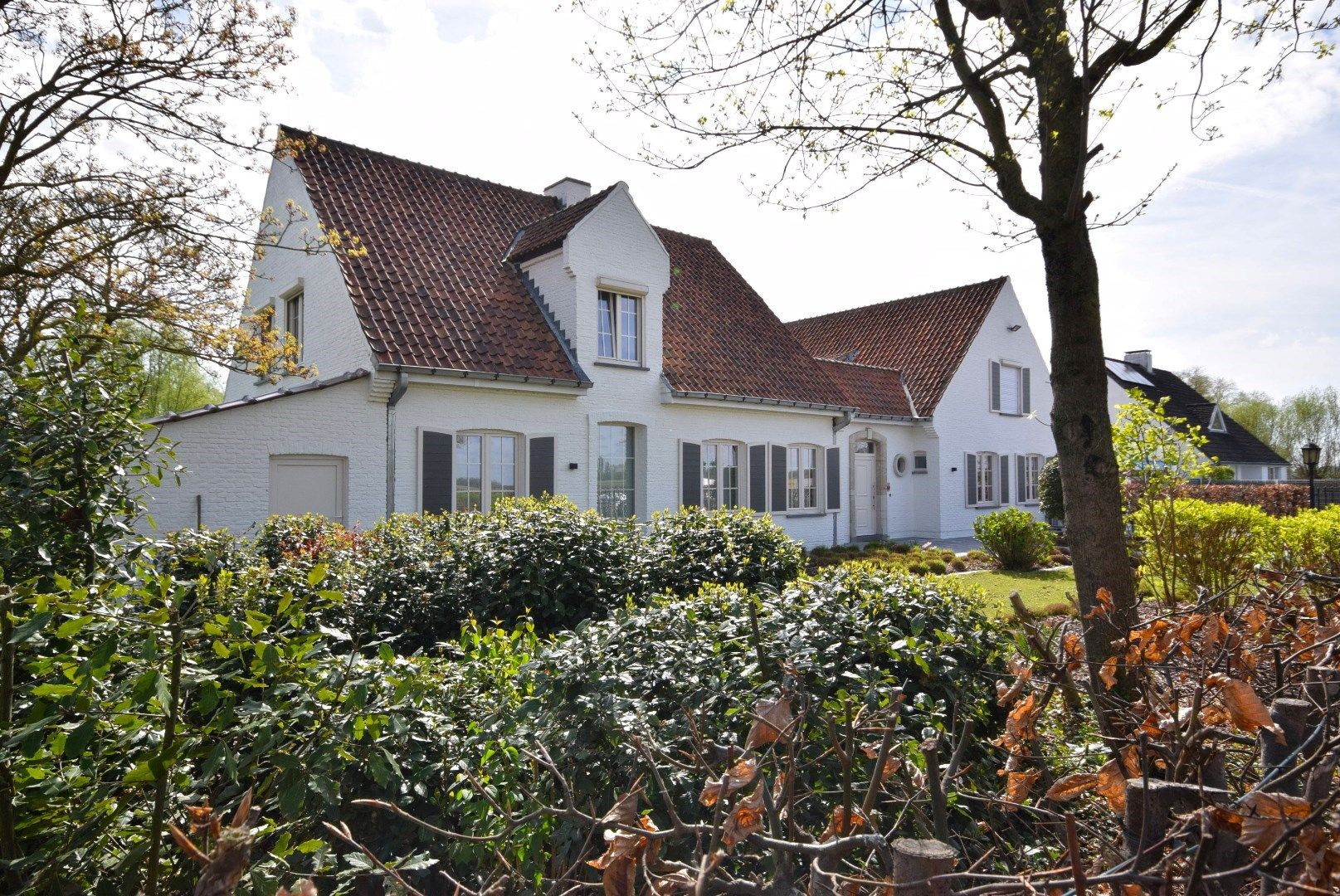 HANDELSRUIMTE MET WOONST TE LEDEGEM  foto 21