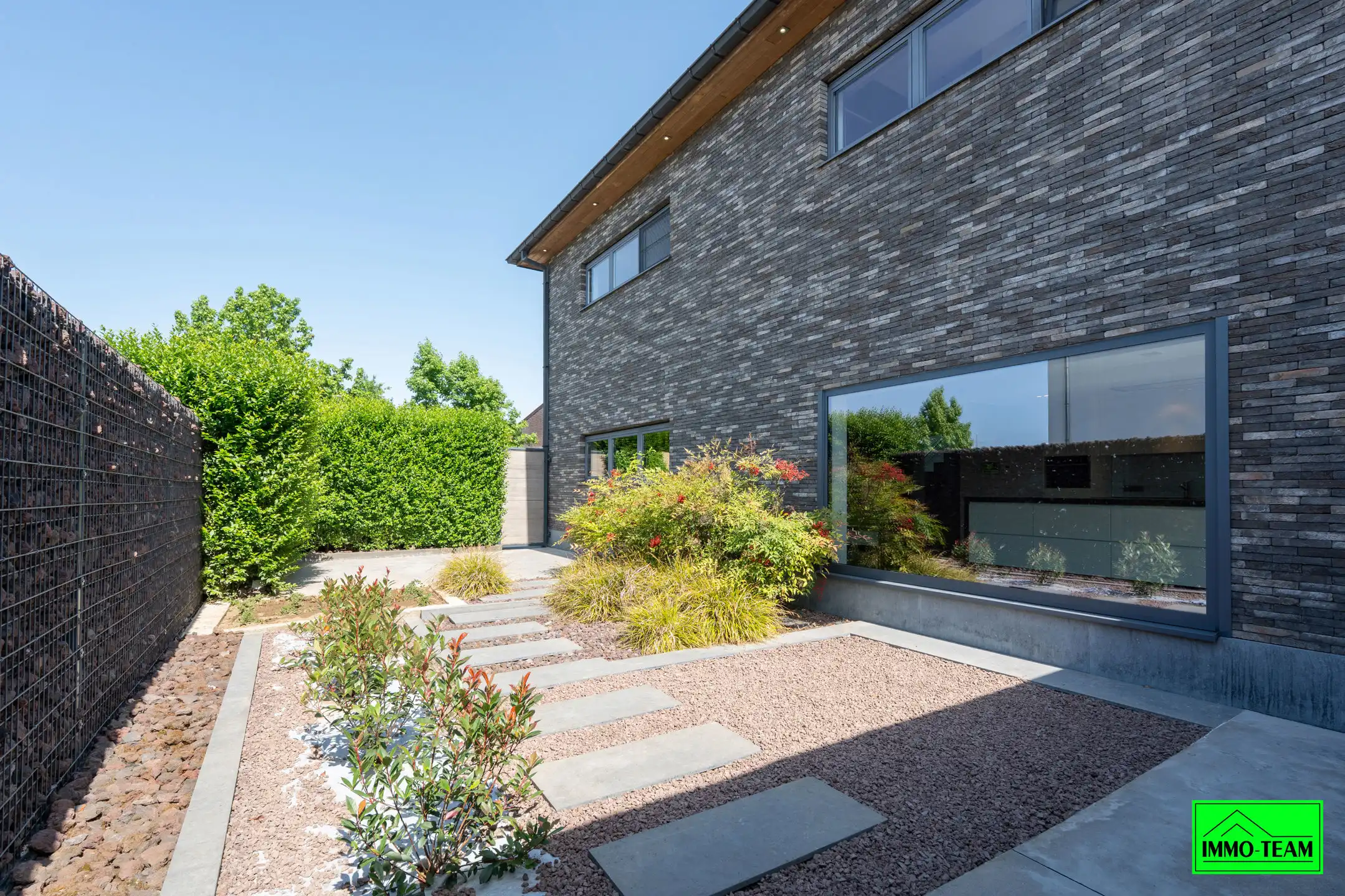Instapklare gezinswoning met luxe afwerking in Denderleeuw.  foto 6
