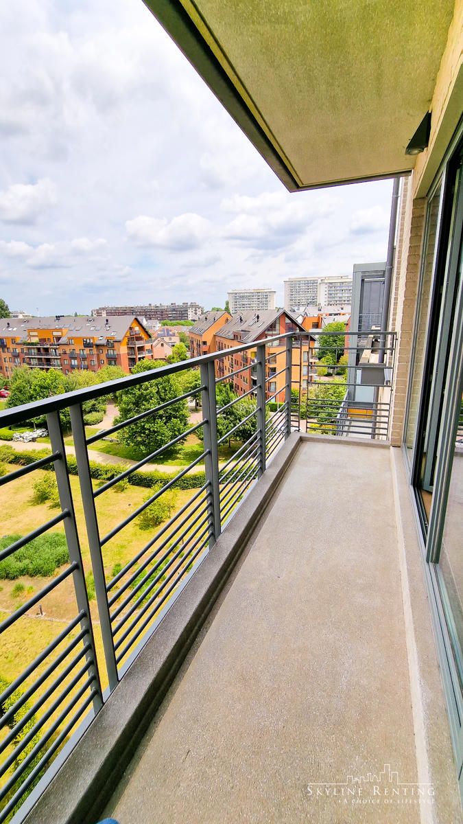 Mooi gemeubeld app. - 2 Kamers + TERRAS!! foto 6