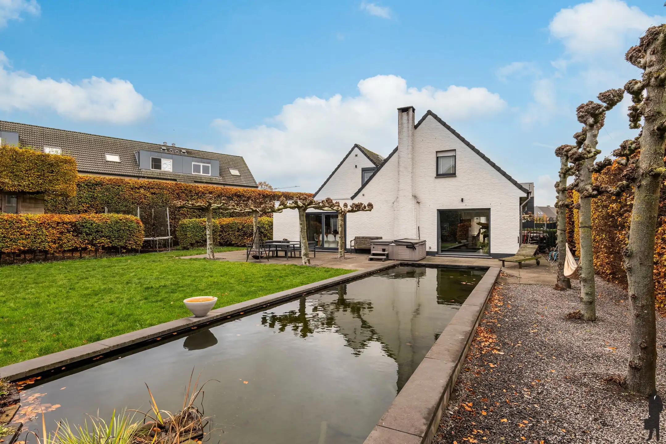 Moderne woning met 332m² bewoonbare oppervlakte foto 76