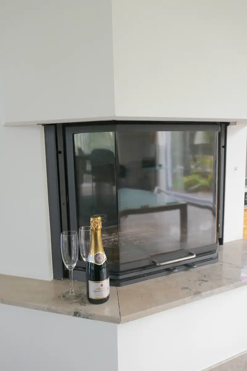 Charmante villa met kangoeroewoning of home office foto 7