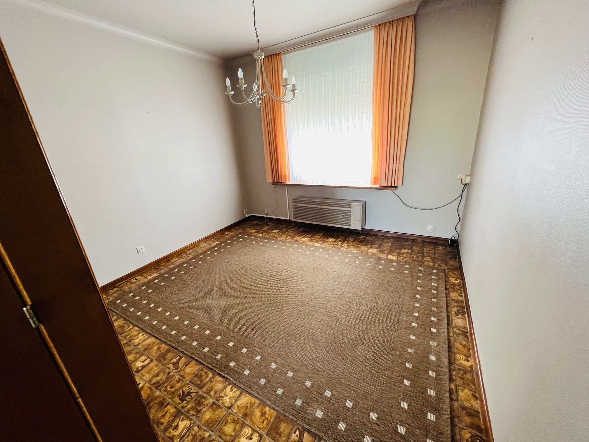 Rijwoning met 3 slaapkamers, tuin en zolder foto 5