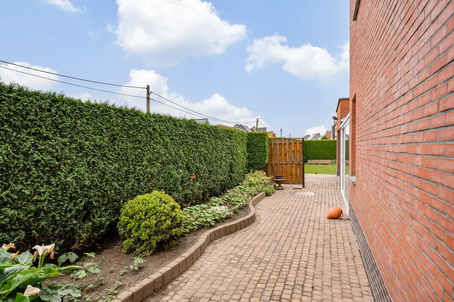 Te koop – Goed onderhouden halfopen bebouwing in Berlaar. foto 27
