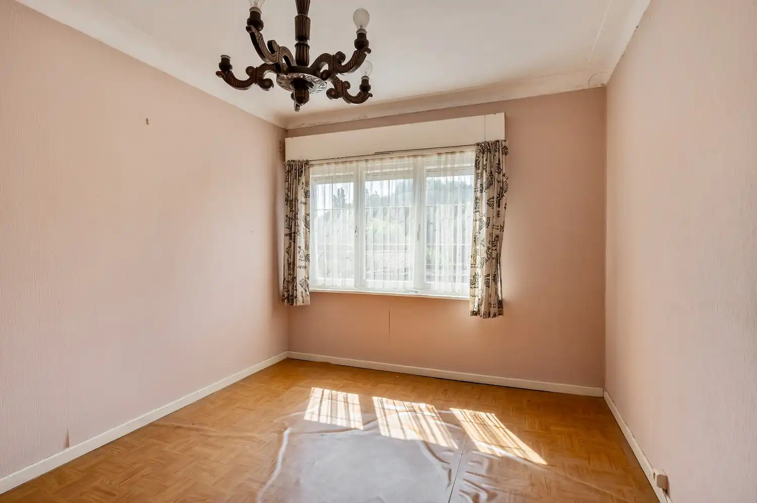 Te renoveren halfopen bebouwing op een perceel van 361 m². foto 18