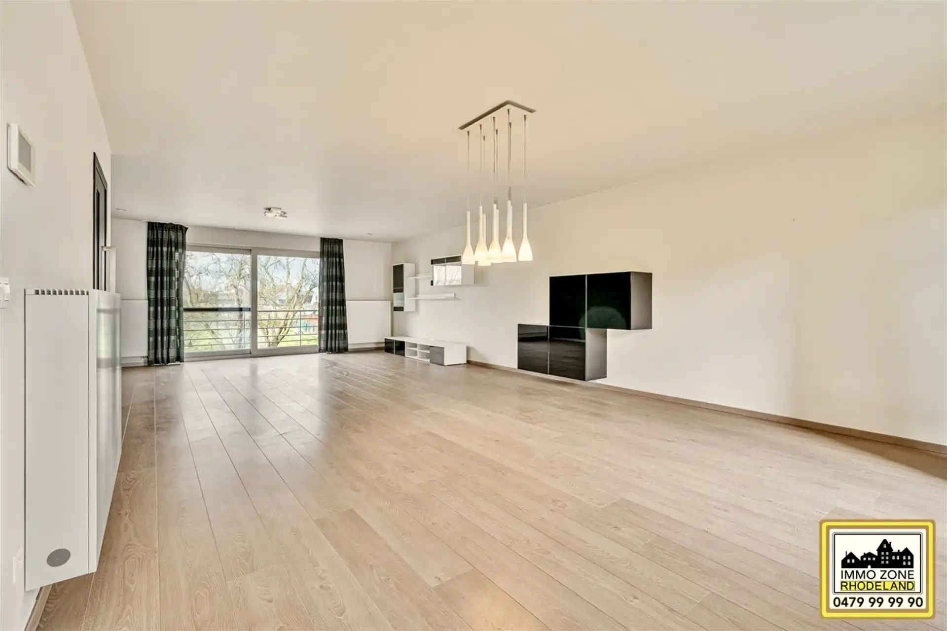 Prachtige instapklare woning met 4 slpks, garage en tuin foto 7