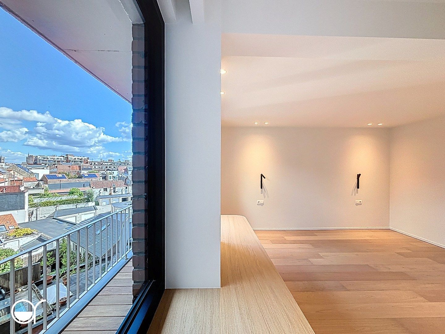 Modern en instapklaar appartement met terras op wandelafstand van het centrum van Gent. foto 13