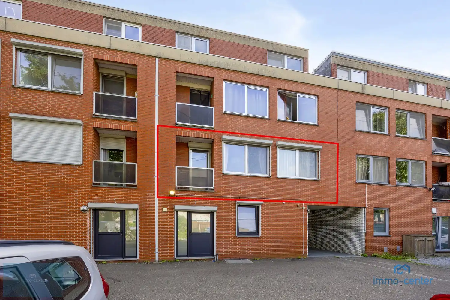 Uitzonderlijk verzorgd appartement met 3 slaapkamers en eigen parkeerplaats in Diepenbeek. foto 24