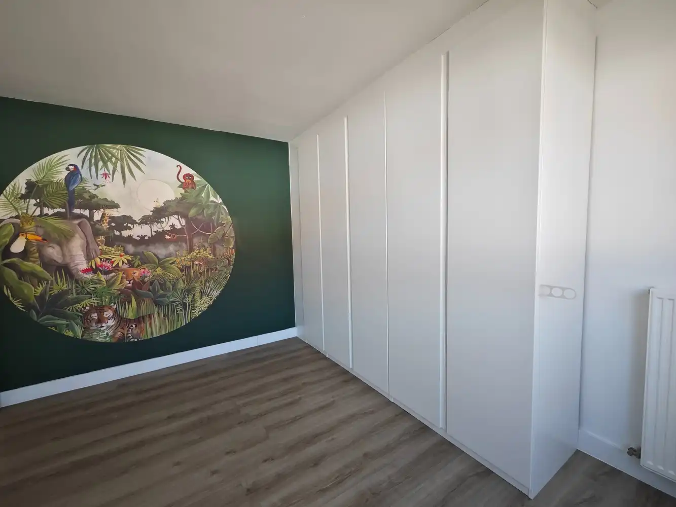 Volledig gerenoveerde stadswoning met 3 slpks en voll. aangelegde tuin foto 19