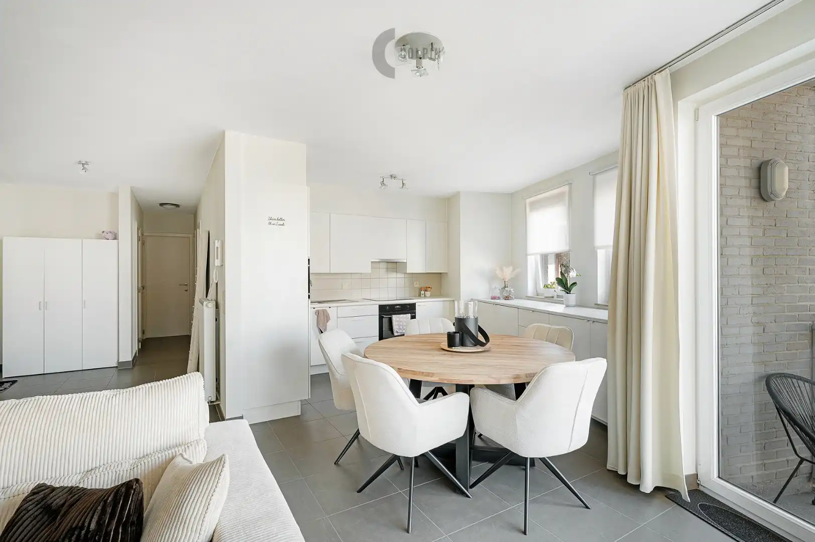 Zeer lichtrijk hoekappartement, gelegen vlakbij het strand te Heist-aan-Zee foto 9