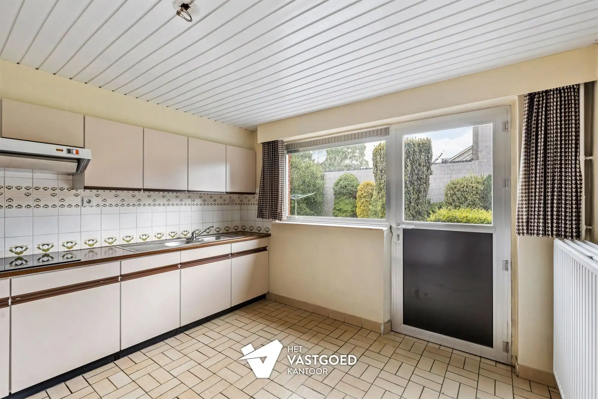 RUIME HOB WONING OP CENTRALE LIGGING VLAKBIJ ALLE WINKELS TE HEUSDEN-ZOLDER foto 6