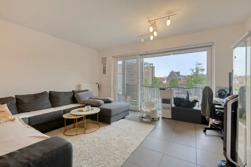 Luxueus appartement te koop in Overreke, Gent - Moderne voorzieningen, 2 slaapkamers, autostaanplaats  en kelder! foto 2