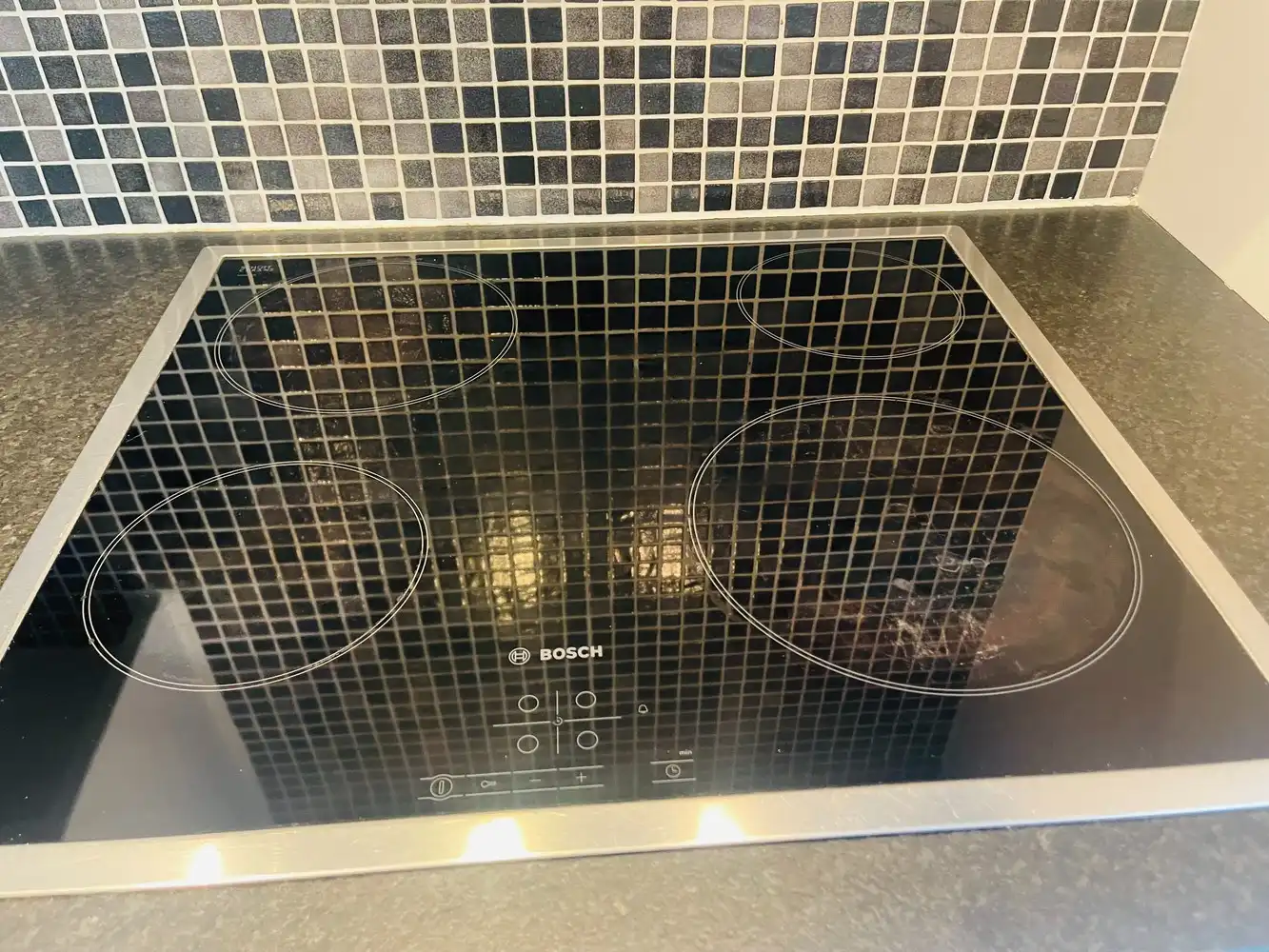 Brugge centrum,STARTPRIJS  Instapklaar degelijk gerenoveerd energiezuinig  lichtrijk woonhuis 3 SLPKS+Koer OPENHUIS&nbsp; ZATERDAG&nbsp; &nbsp; &nbsp;25 APRIL&nbsp; van 11 H tot 12 H&nbsp; &nbsp;U bent&nbsp; WELKOM foto 7