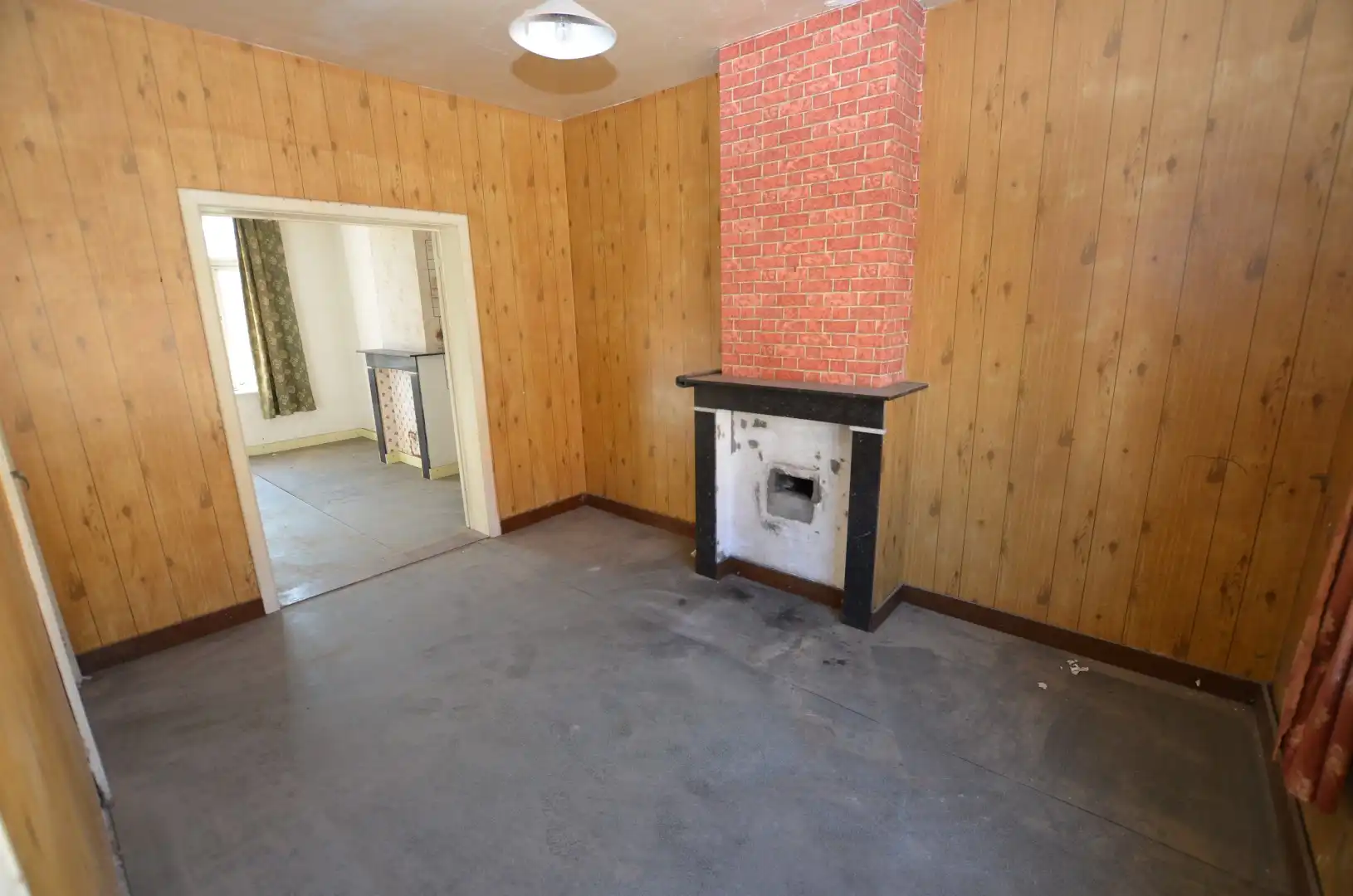 Te renoveren woonhuis foto 10