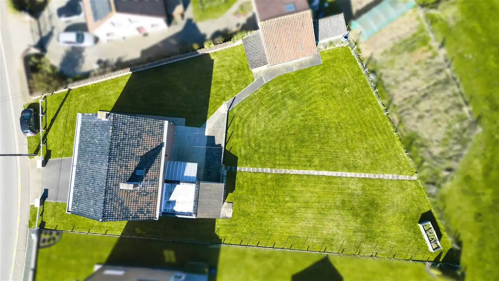 Op te frissen 4 gevelwoning met tuin op 10are92 met prachtig zicht over weilanden foto 29