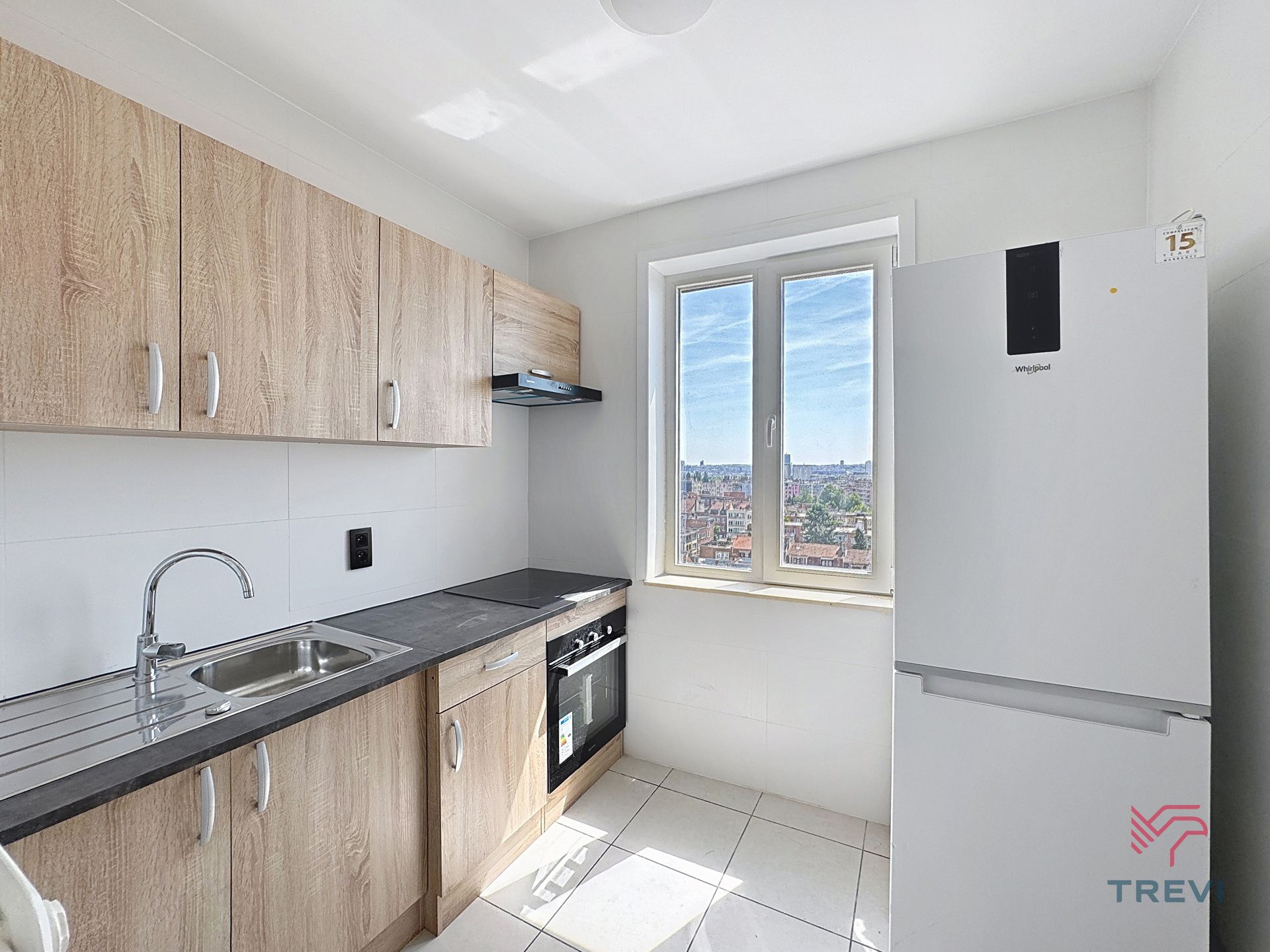Ruim appartement met 1 slaapkamer + kantoor foto 5
