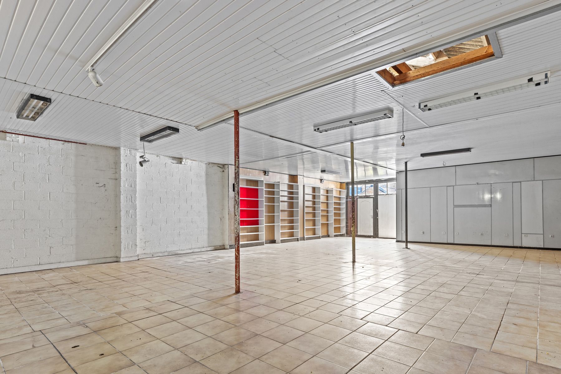 Te renoveren woning met magazijn centrum Heusden foto 24