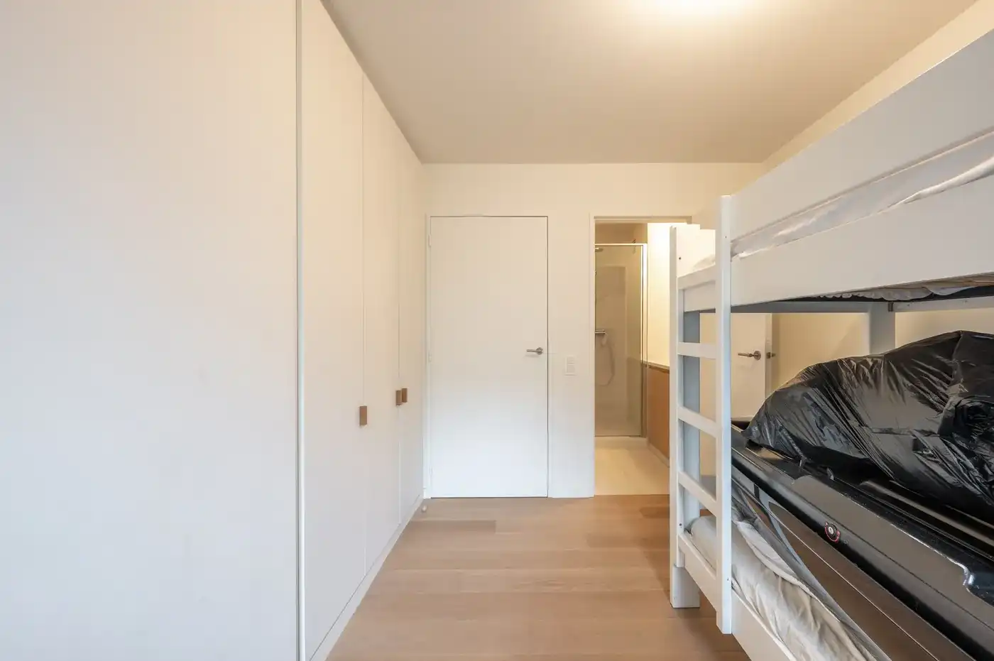 Lichtrijk twee slaapkamer appartement met zijdelings zeezicht in het Zoute foto 10