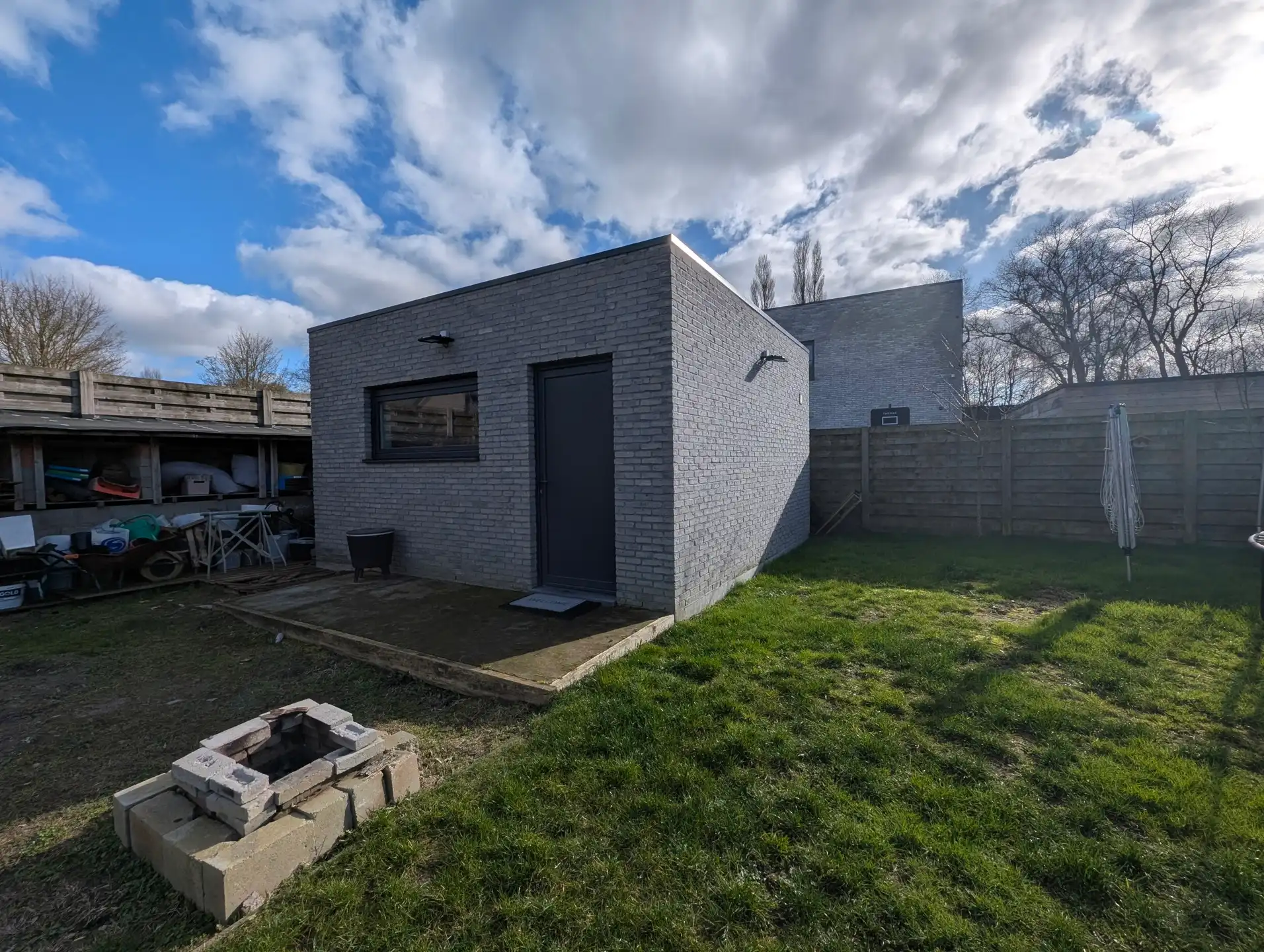 Huis te koop De Panne – Instapklaar, 4 slaapkamers, garage en zuidgerichte tuin (volledige renovatie 2023) foto 21