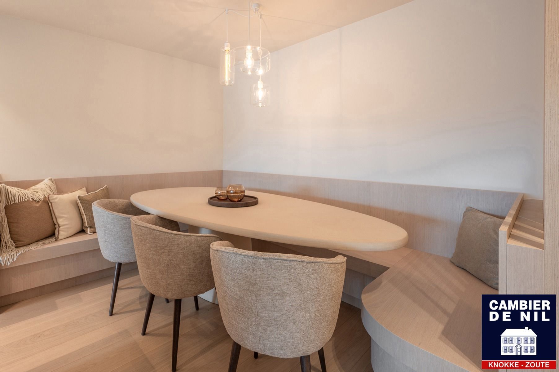 Vernieuwd appartement met open zichten mooie terrassen foto 7