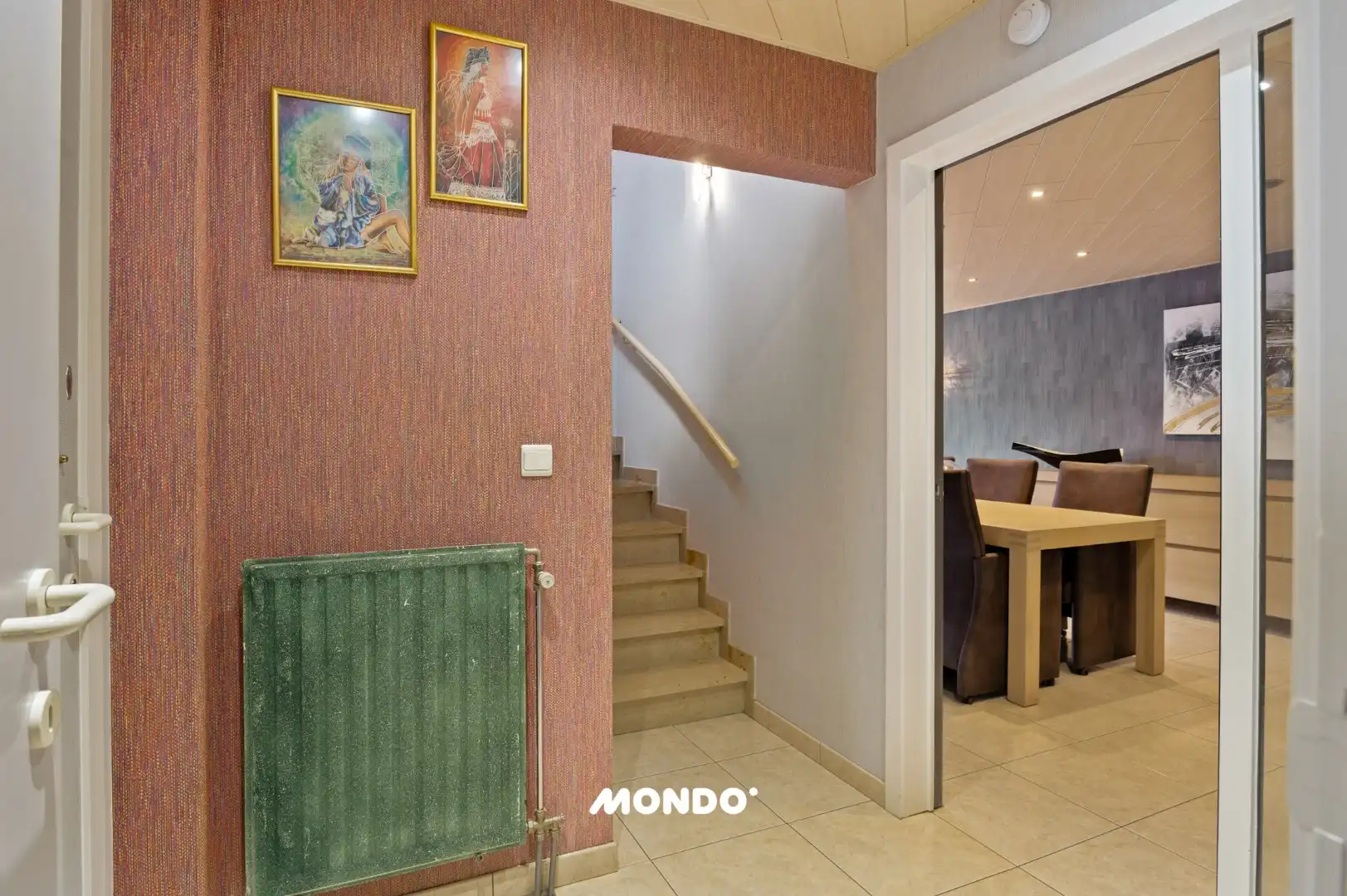 Ruim duplexappartement met 3 slaapkamers, terras en garage foto 9