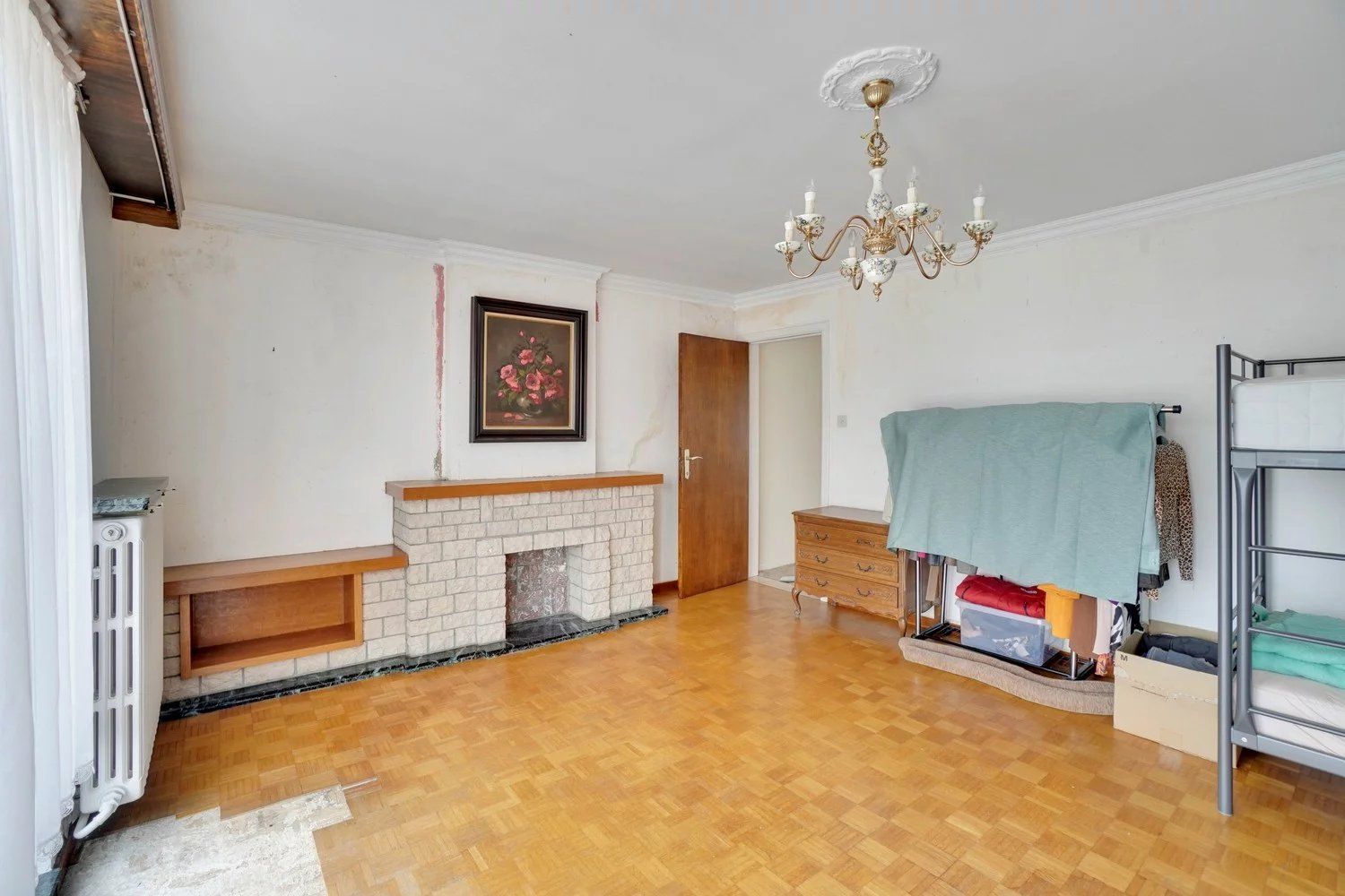 Halfopen bebouwing met 3 slaapkamers en handelspand foto 8