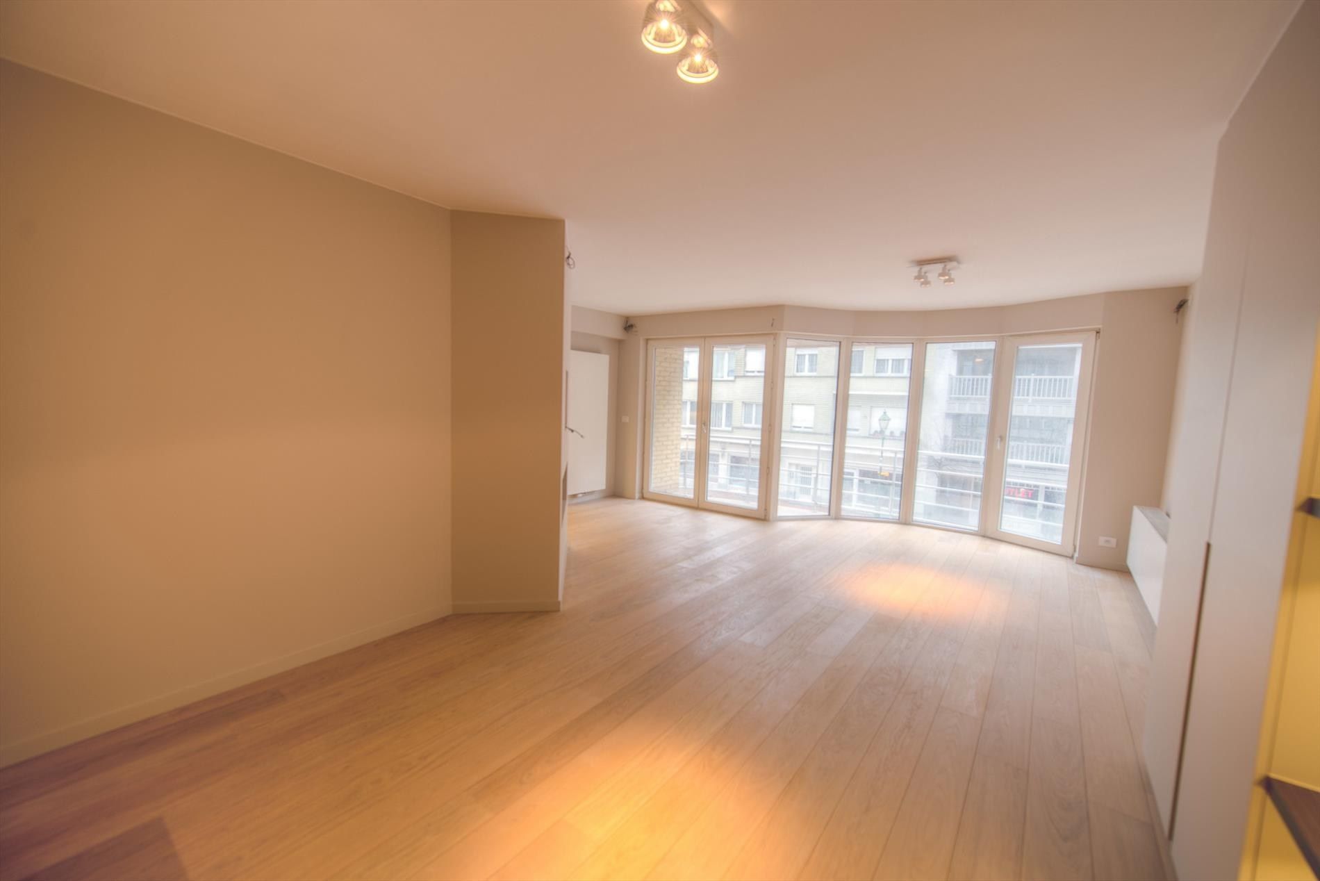 Mooi instapklaar appartement op de Dumortierlaan foto 2